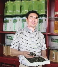 黃雪欽:溈山茶業(yè)的&ldquo;雪猛子&rdquo;_湖南頻道_紅網(wǎng)